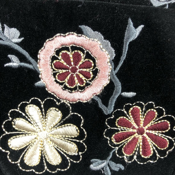 Sele Black Velvet Embroidered Jacket - Picture 3 of 8